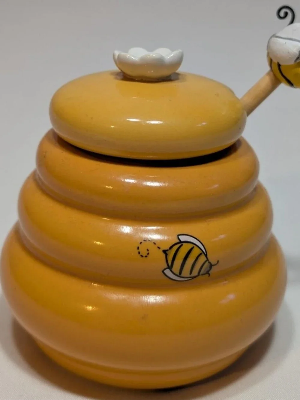 Honey Miel Lidded Beehive Pot Jar w/Bumble Bee Honey Dipper Cottagcore Farmhouse